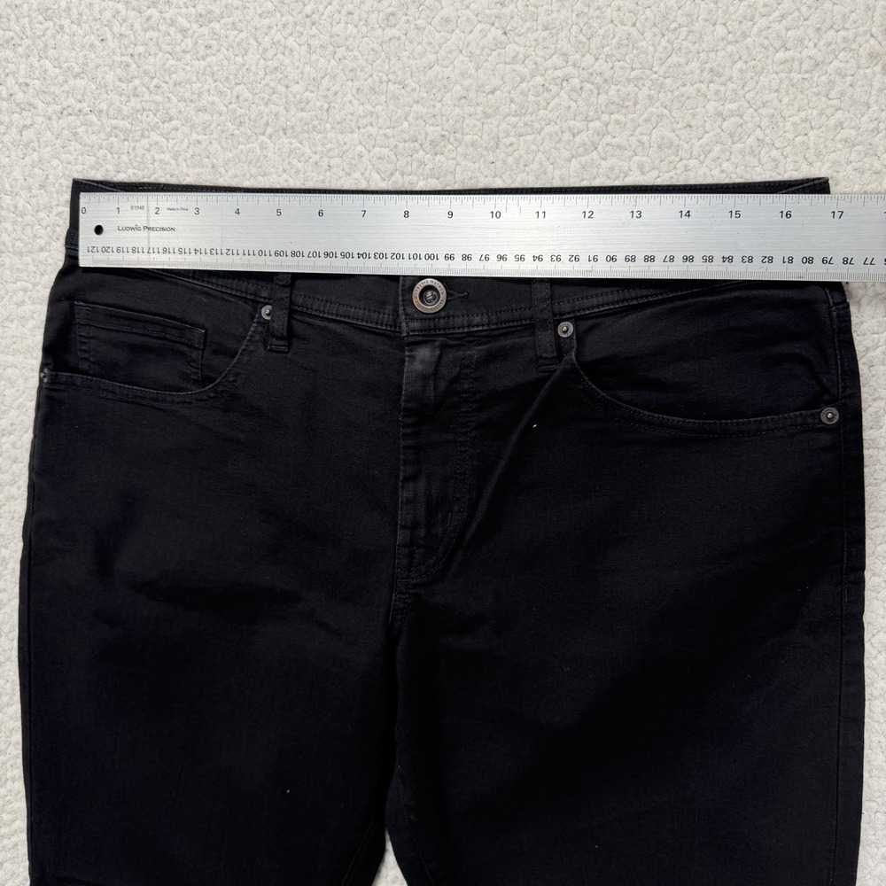 TravisMathew Jeans Men's 33x31 Black Stretch 5‎ Pocket Golf Casual Modern - Picture 6 of 9